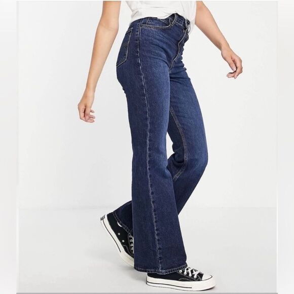 Levi’s 70s ultra high rise flare dark wash jeans size 27 NEW - Picture 6 of 17